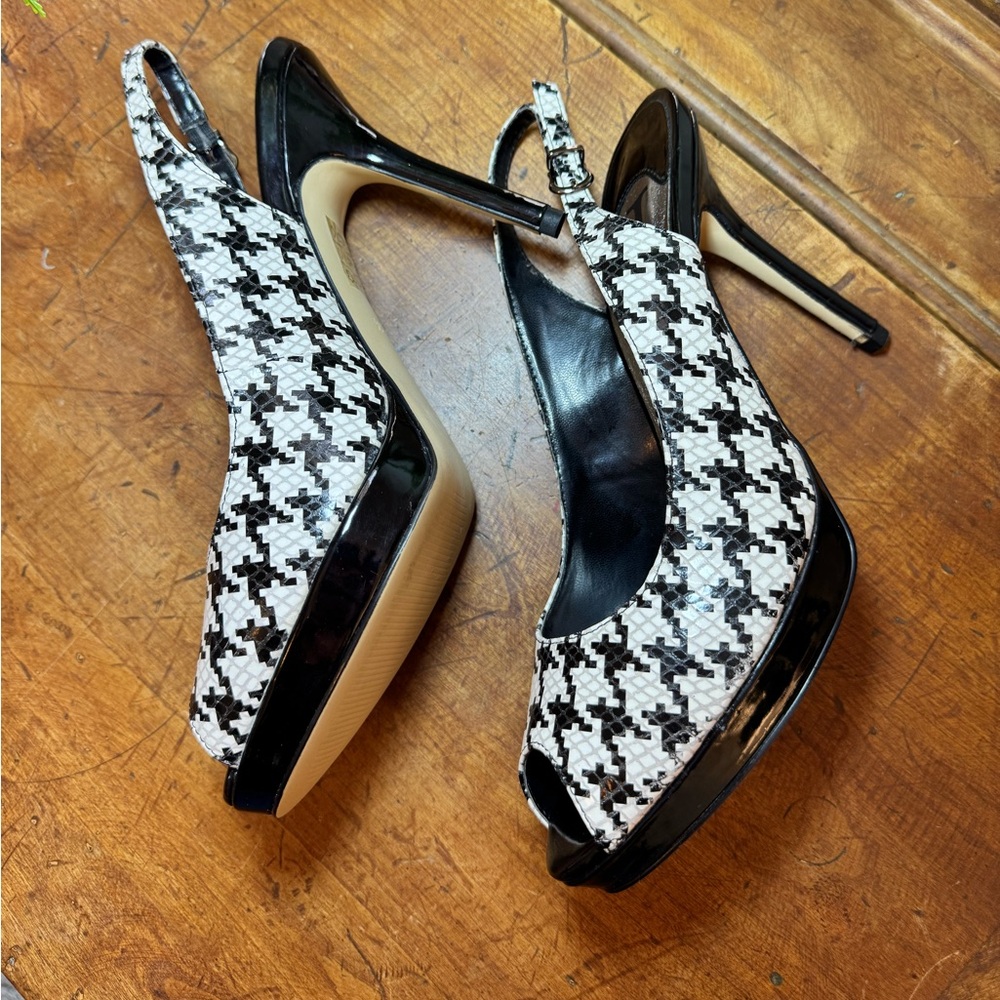 NWT J.Renee Black & White Houndstooth Heels Sz 8.5